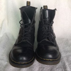 Dr. Martens Women’s 1460 Smooth Boots